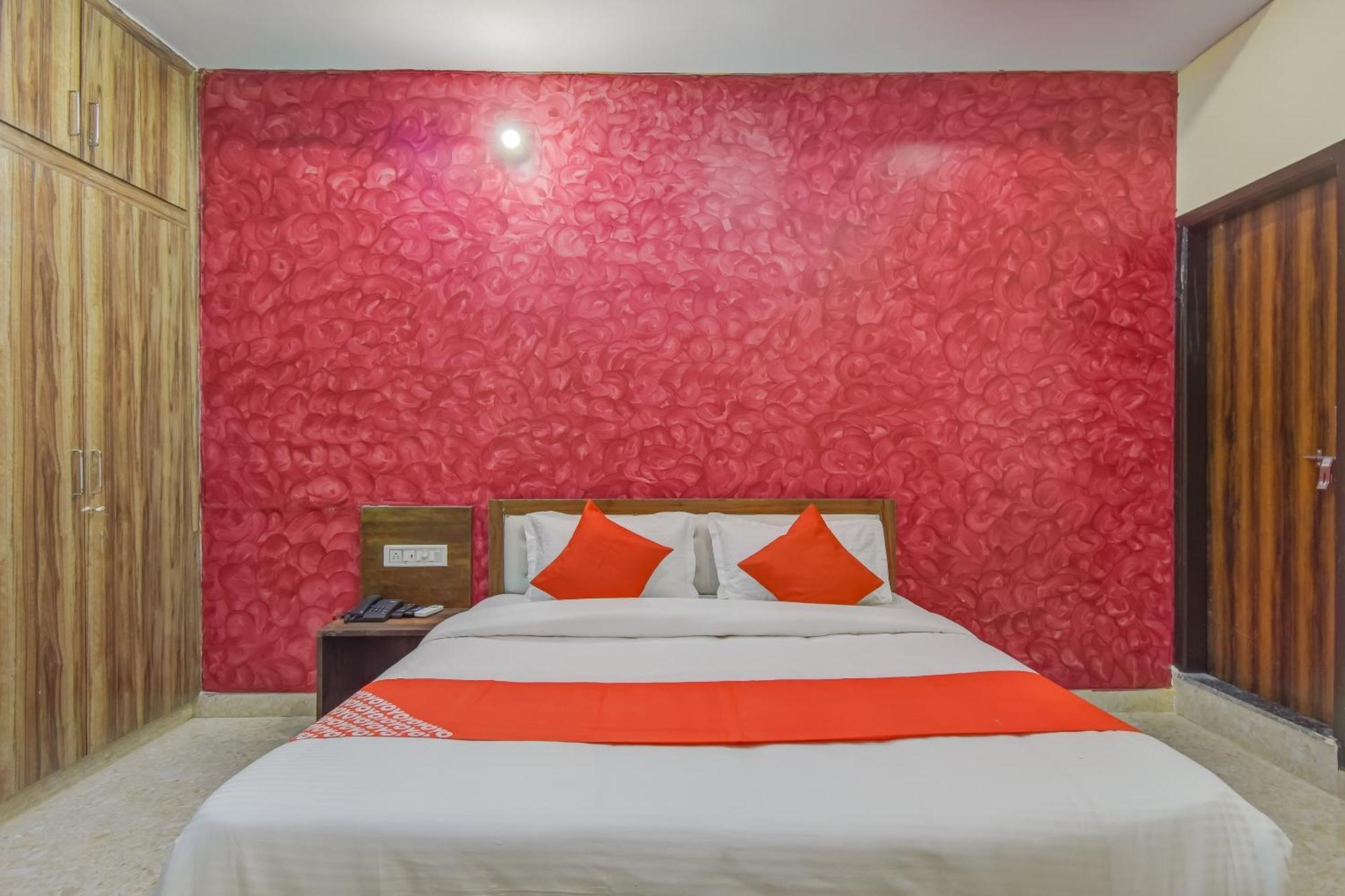 Hotel O Royal Blue Джайпур Екстериор снимка