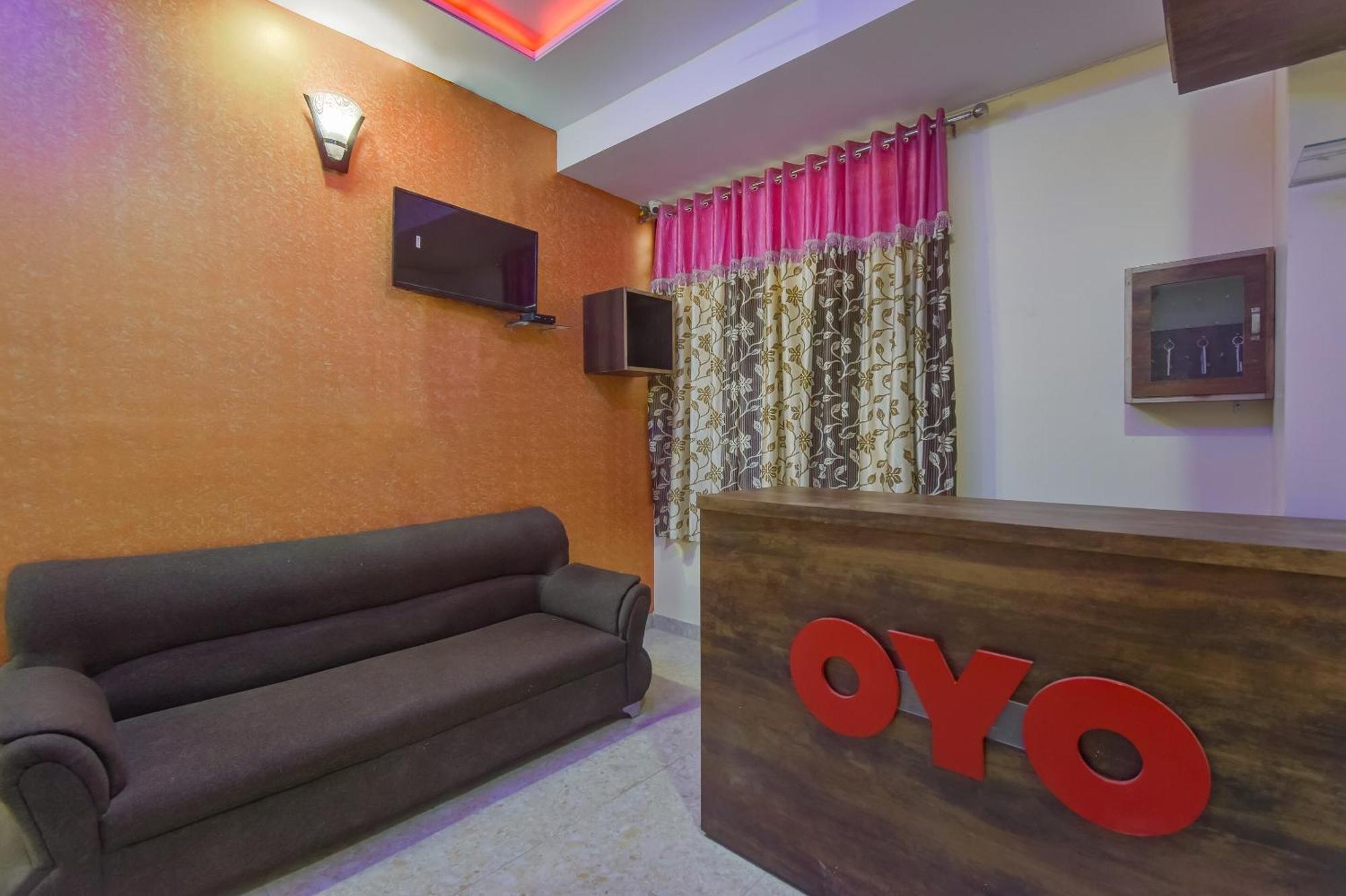Hotel O Royal Blue Джайпур Екстериор снимка